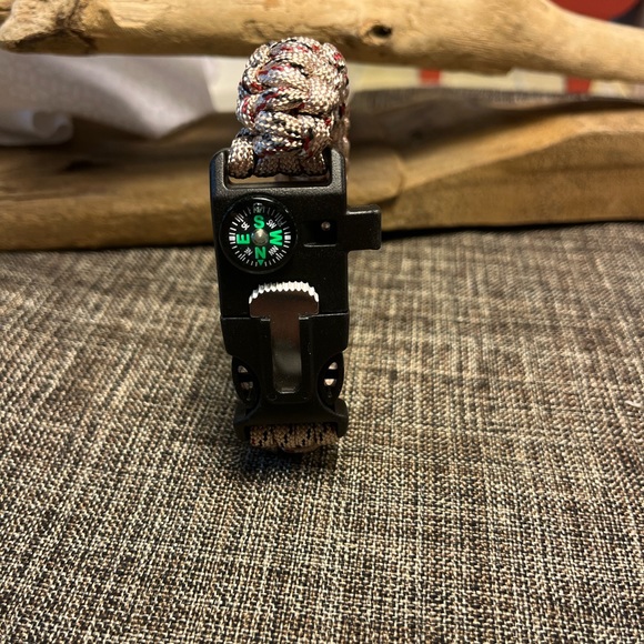 5291-HTT Paracord Bracelet Waterproof Outdoor Adjustable Survival-Desert Camo - Picture 13 of 16